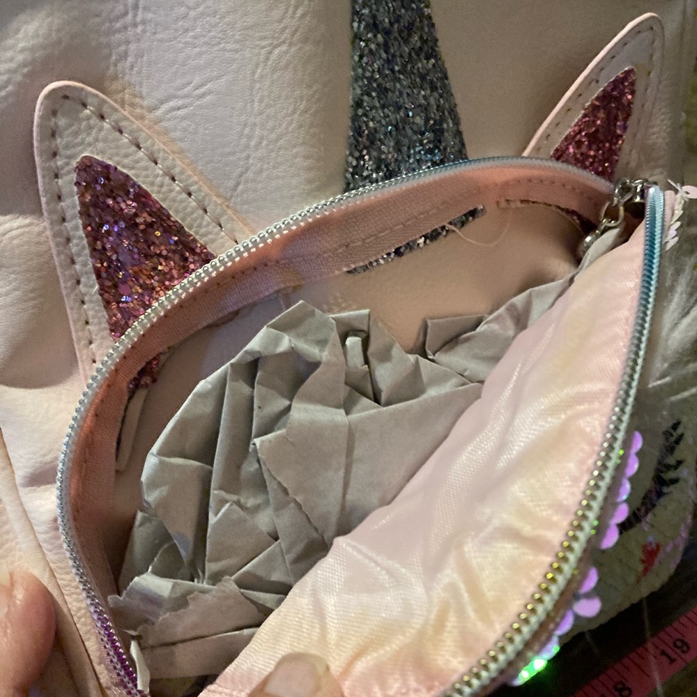 OMG Accessories pink unicorn backpack for girls - Picture 9 of 11